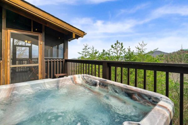 Best Cabin Rentals with Hot Tubs and Scenic Views