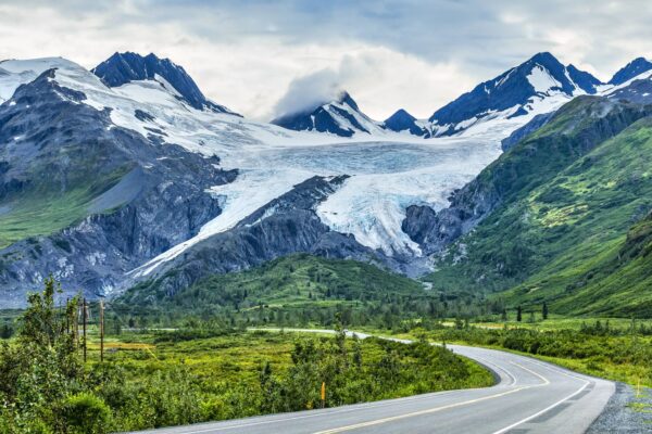 How to Make the Most of a Scenic Drive Road Trip