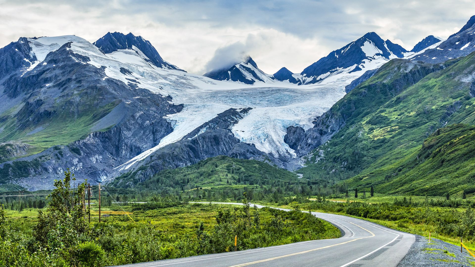 How to Make the Most of a Scenic Drive Road Trip