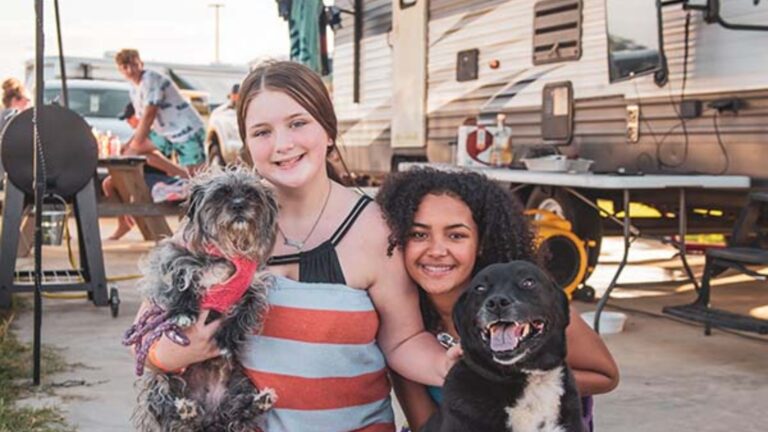 Pet-Friendly Cabins for Your Next Adventure